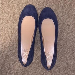 Purple suede Vince Camuto flats — never worn